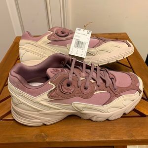 Adidas Astir Women’s Shoes - Size 9.5